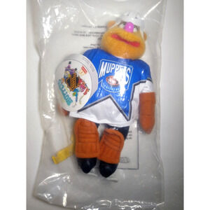 Fozzie Bear Muppets NFL Hockey Plush Toy Doll McDonalds Sealed 1995 Vintage New